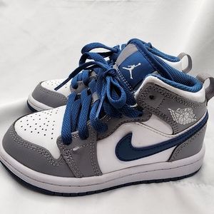 Nike Air Jordan 1 High OG sneakers size 10.5C